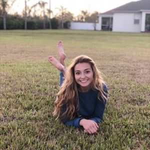 Meet your Posher, Bella